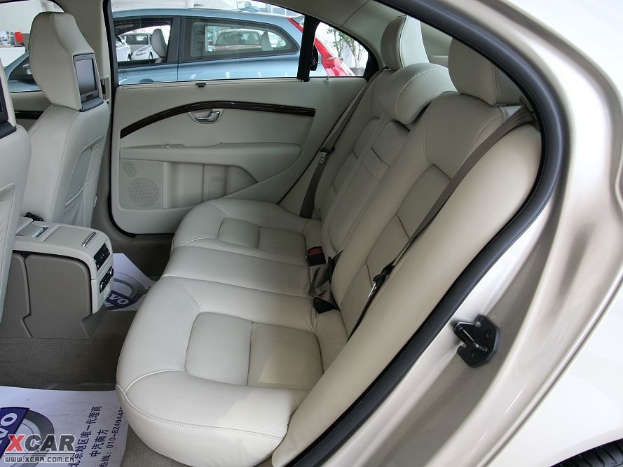 2009���֠���S80L T6 �����