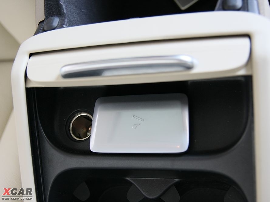 2009���֠���S80L T6 �����