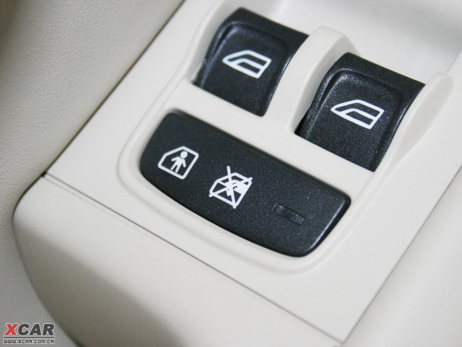 2009���֠���S80L 2.5T �����