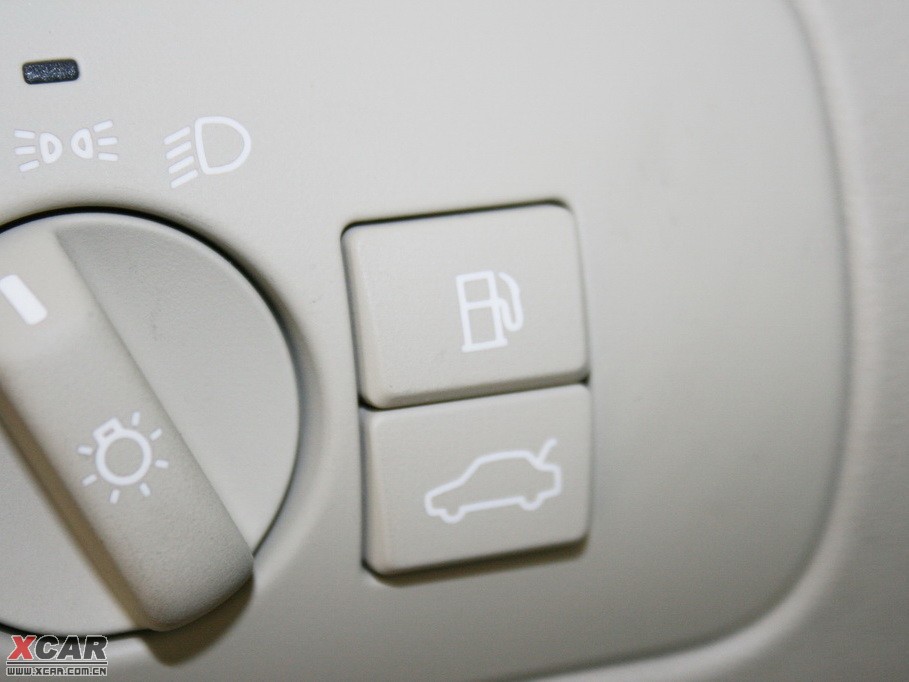 2009���֠���S80L 2.5T �����