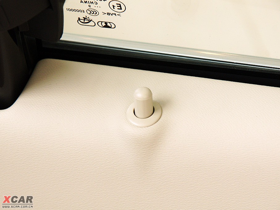 2009���֠���S80L T6 �����