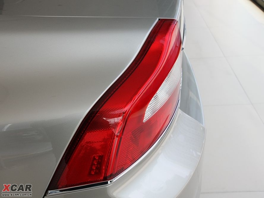 2009���֠���S80L T6 �����