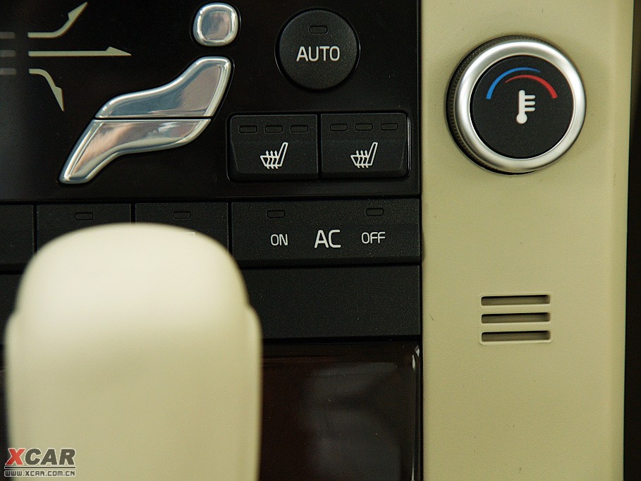 2009���֠���S80L T6 ���Ű�