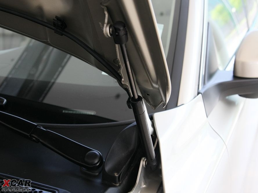 2009���֠���S80L T6 �����