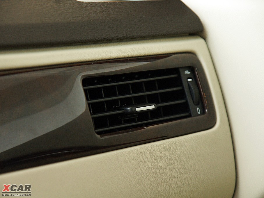 2009���֠���S80L T6 �����