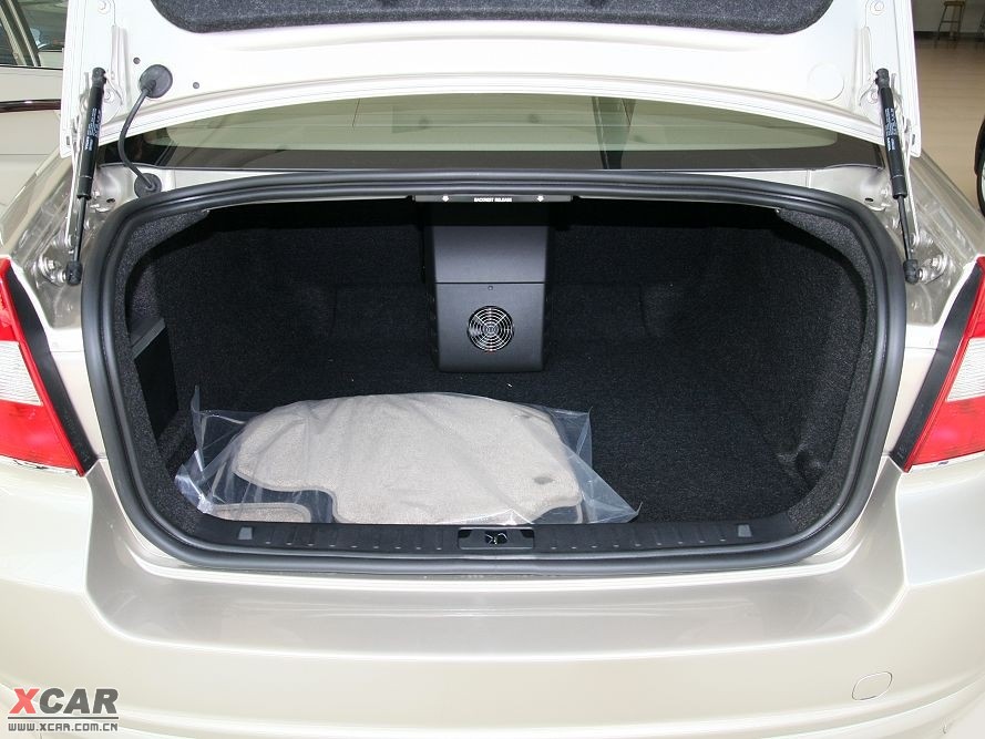 2009���֠���S80L T6 �����