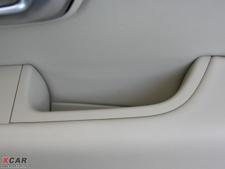 2009���֠���S80L T6 �����