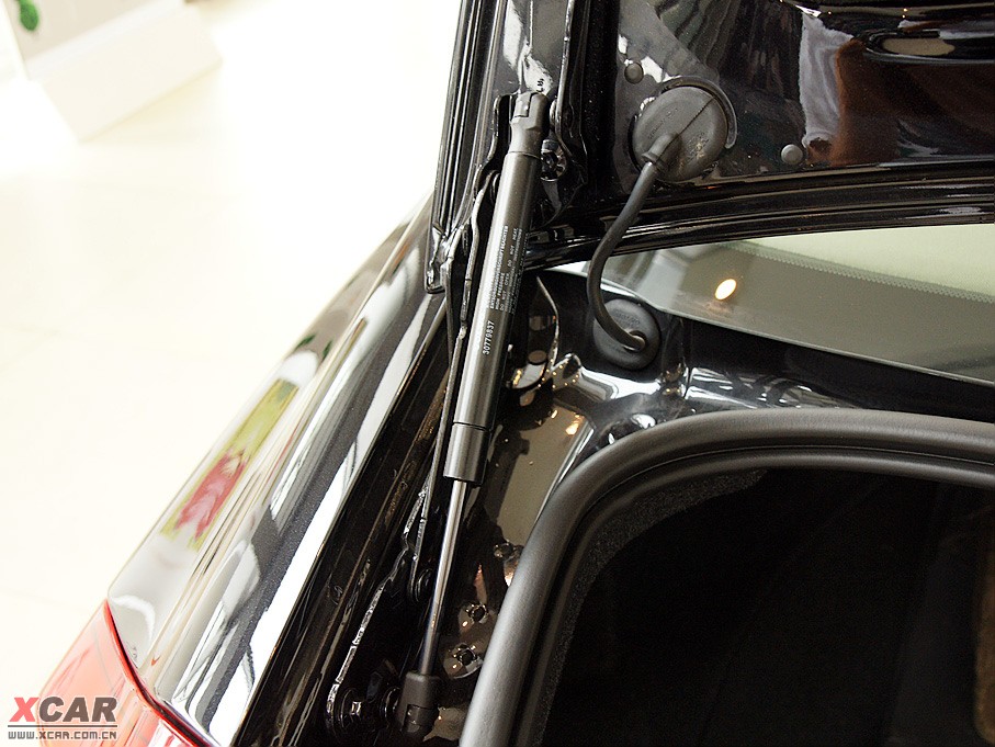 2009���֠���S80L T6 �����