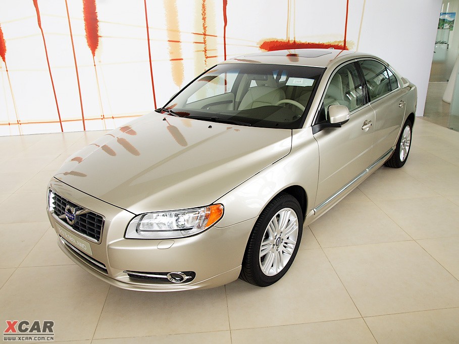 2009���֠���S80L T6 ���Ű�