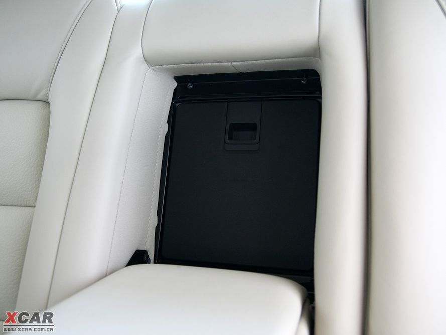 2009���֠���S80L T6 �����