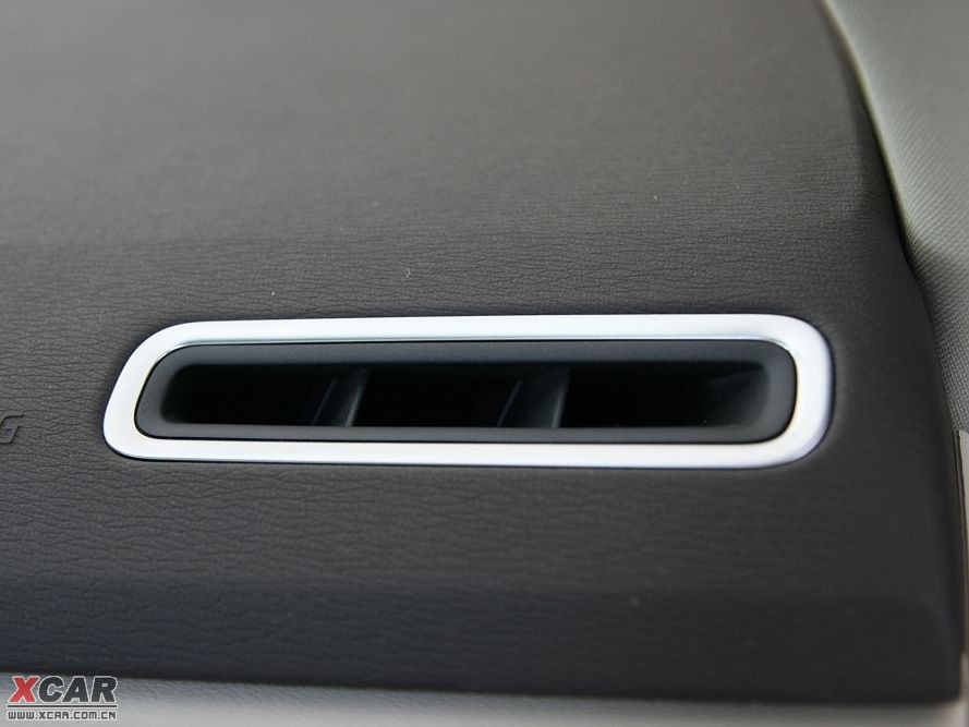 2009���֠���S80L T6 �����