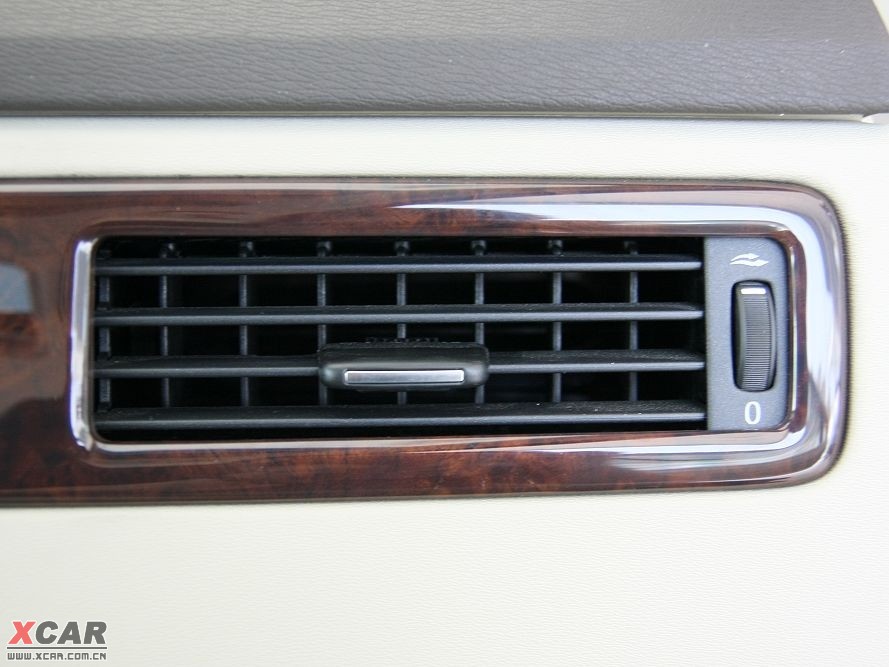 2009���֠���S80L T6 �����