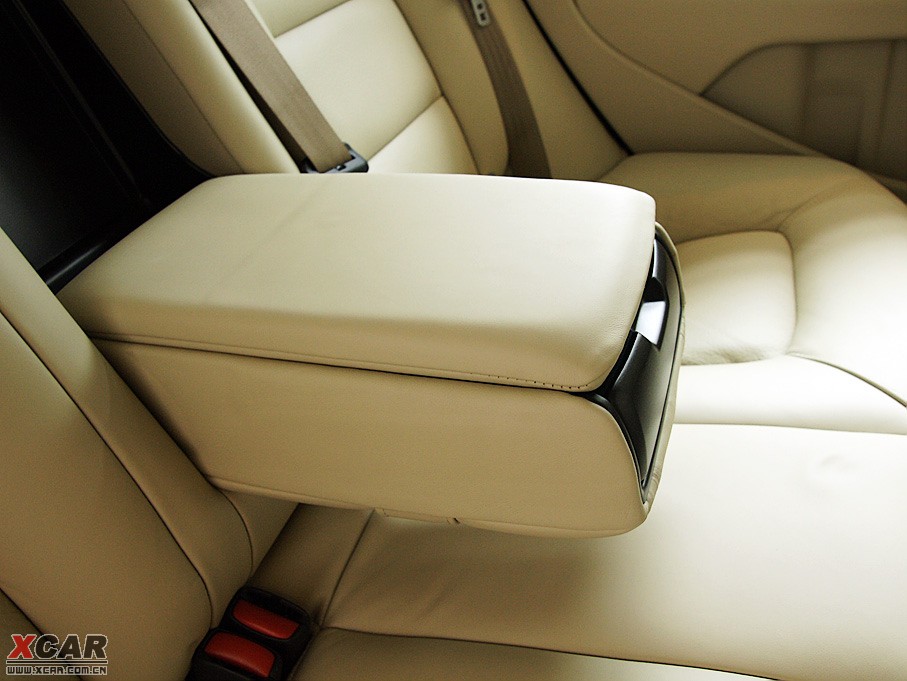 2009���֠���S80L T6 �����