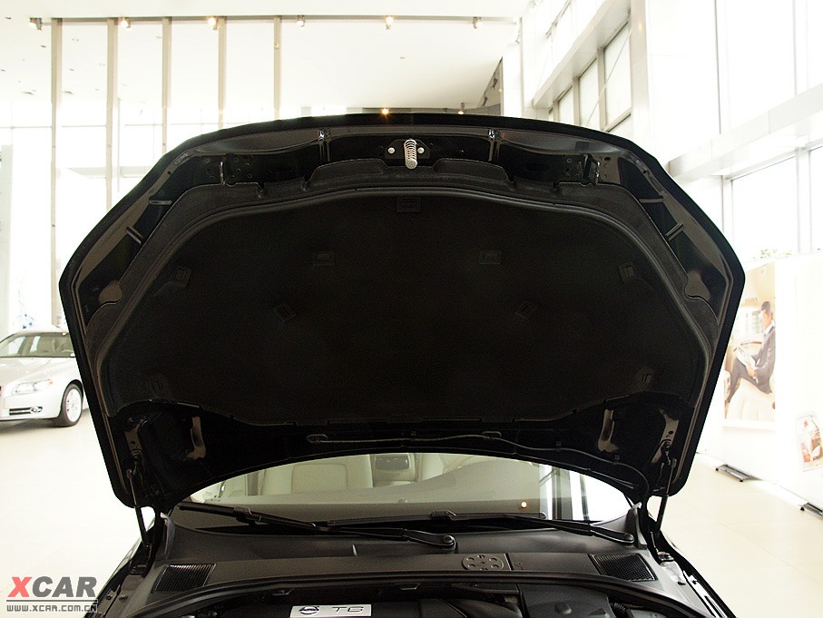 2009���֠���S80L T6 �����