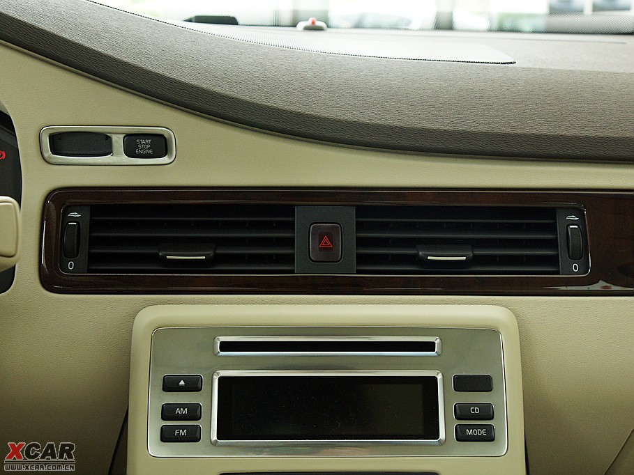 2009���֠���S80L T6 ���Ű�