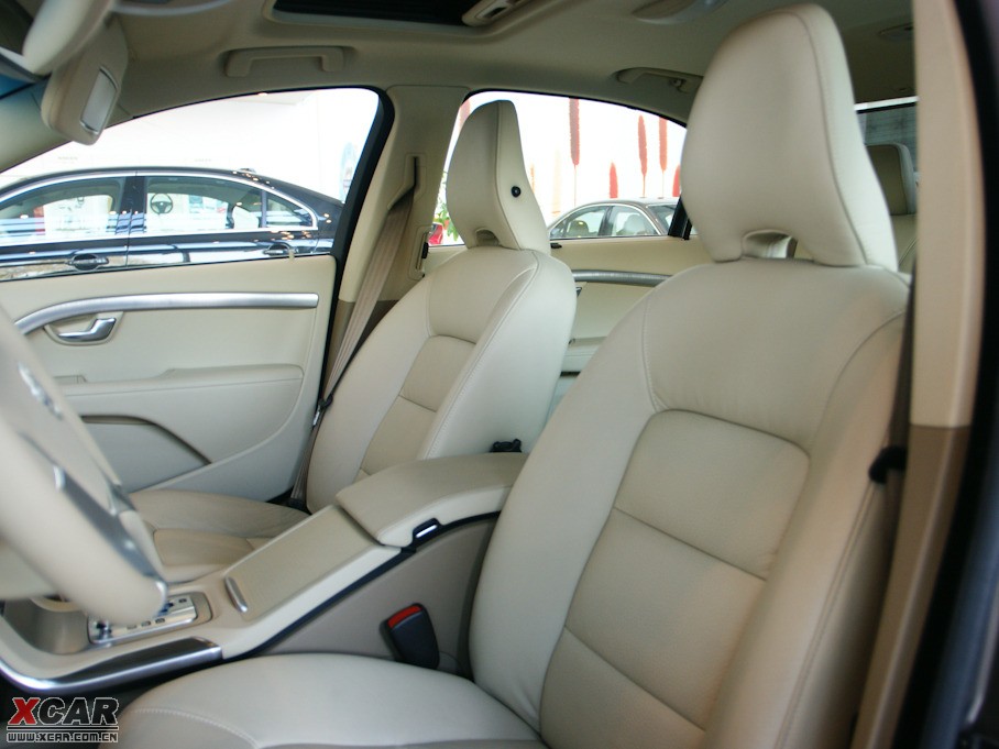 2010���֠���S80L 2.5T ������Ű�