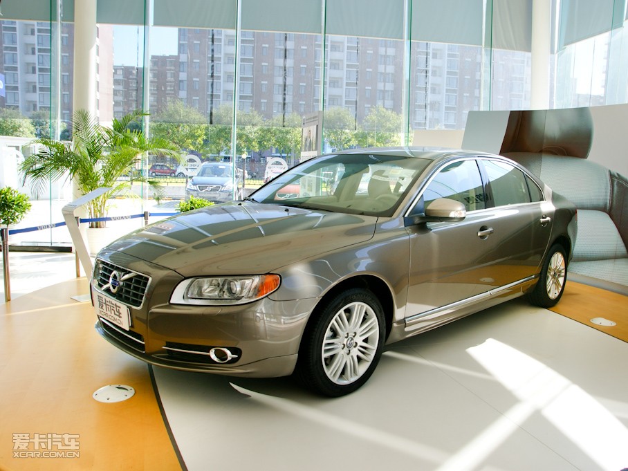 2010֠S80L 3.0T T6 (q)Ű