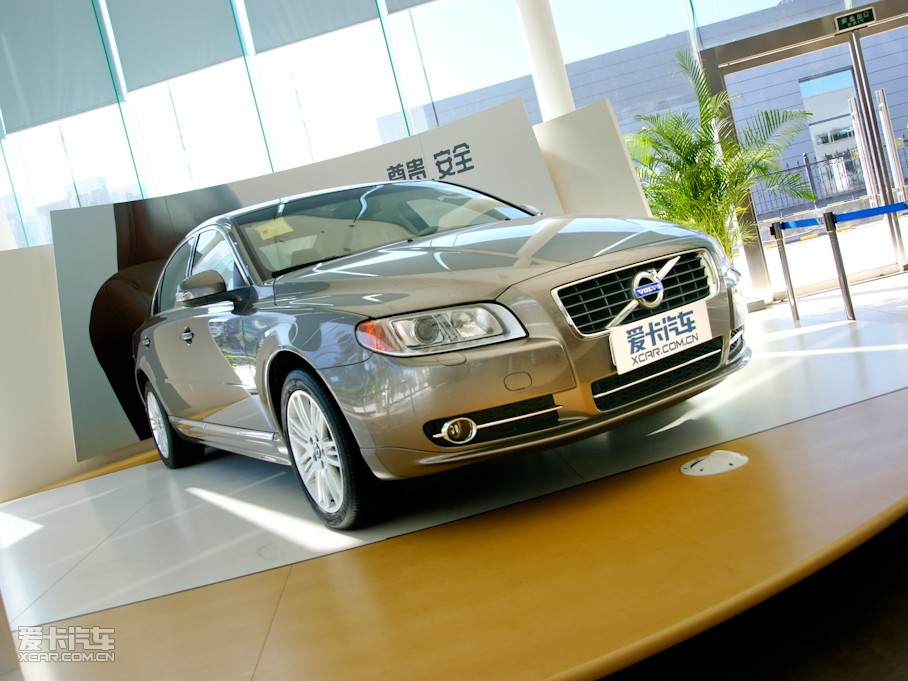 2010֠S80L 3.0T T6 (q)Ű