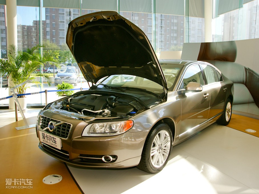 2010֠S80L 3.0T T6 (q)Ű