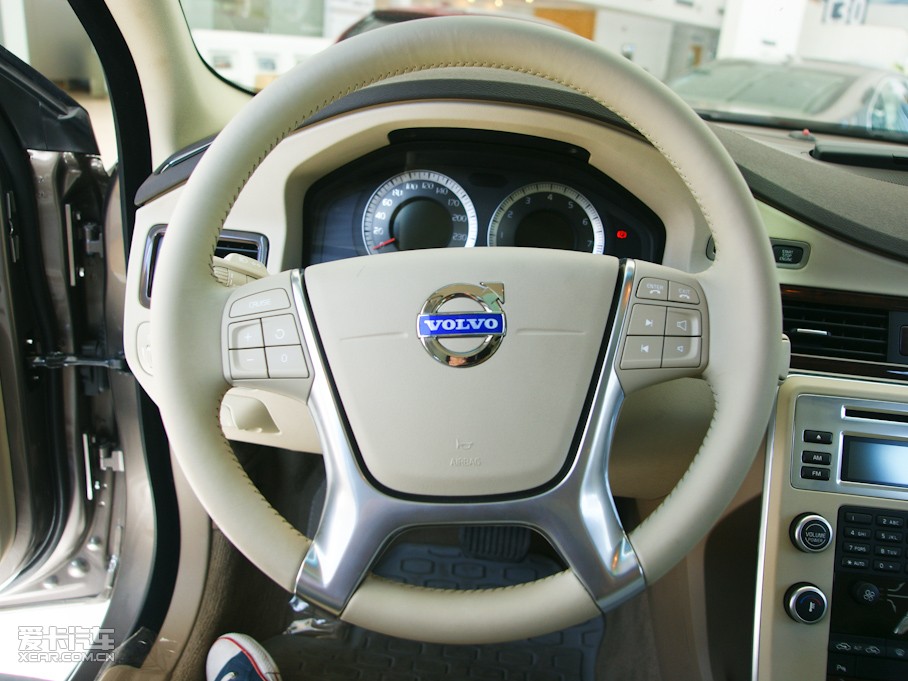 2010���֠���S80L 3.0T T6 ������Ű�