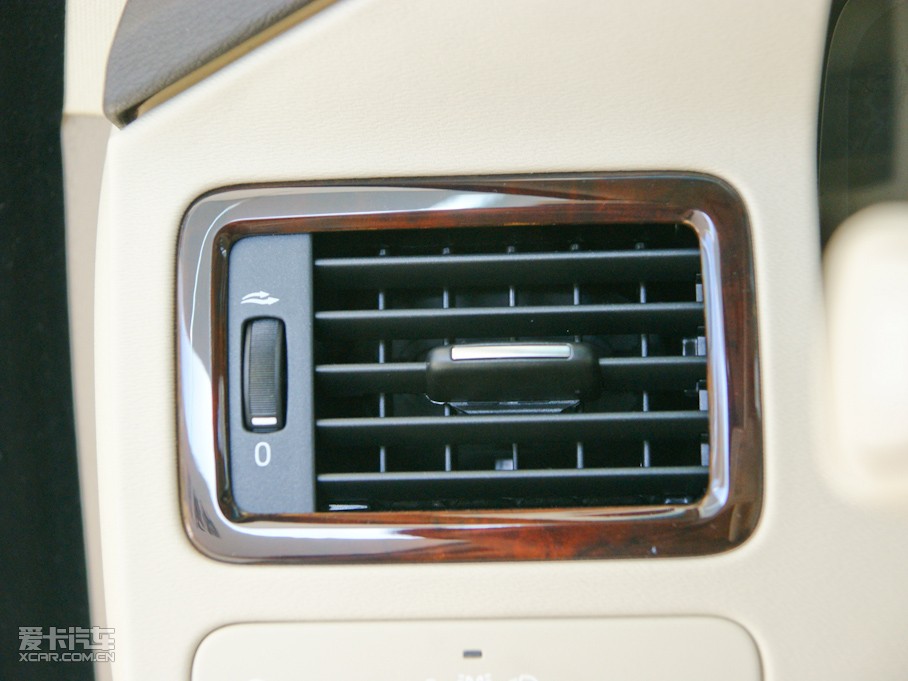 2010���֠���S80L 3.0T T6 ������Ű�