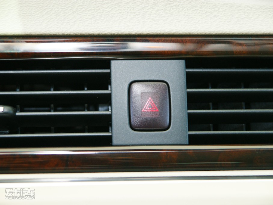 2010���֠���S80L 3.0T T6 ������Ű�