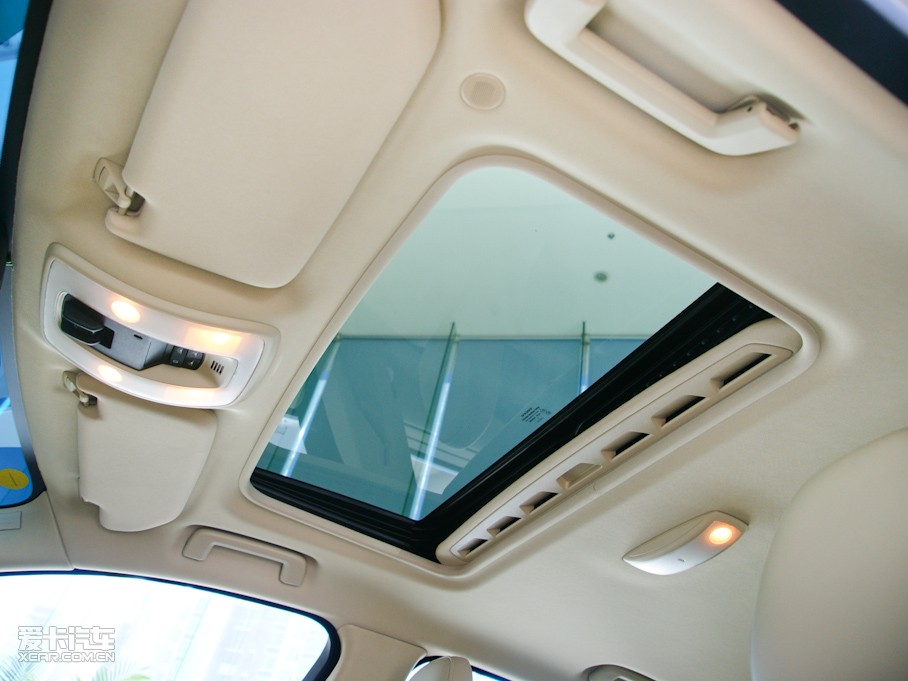 2010���֠���S80L 3.0T T6 ������Ű�