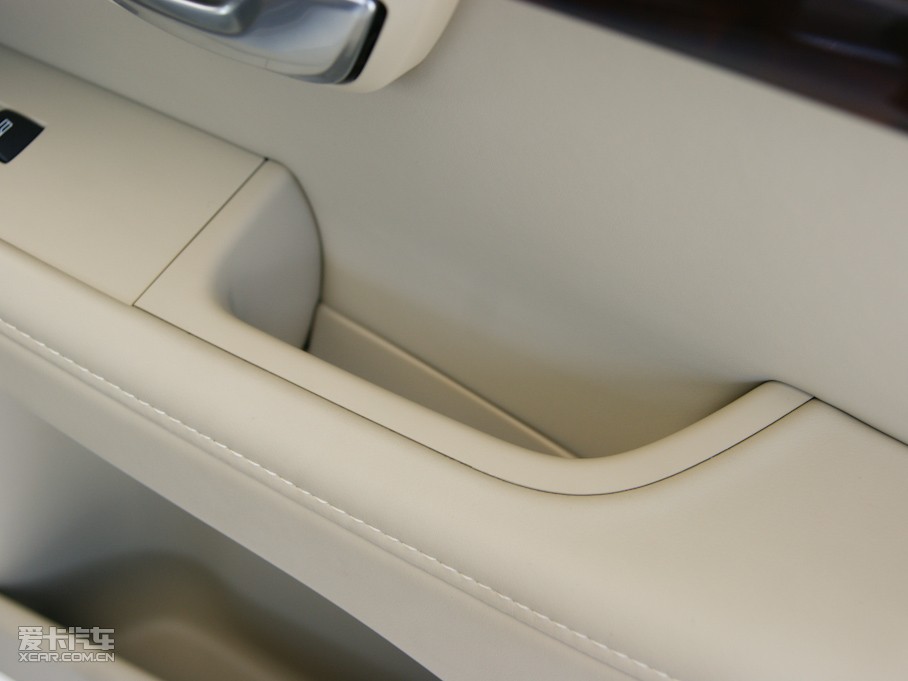 2010���֠���S80L 3.0T T6 ������Ű�