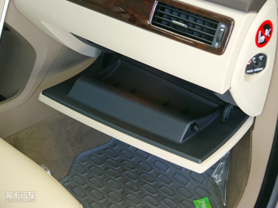 2010���֠���S80L 3.0T T6 ������Ű�