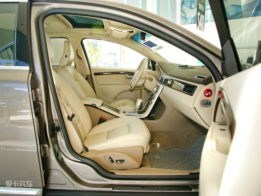 2010���֠���S80L 3.0T T6 ������Ű�