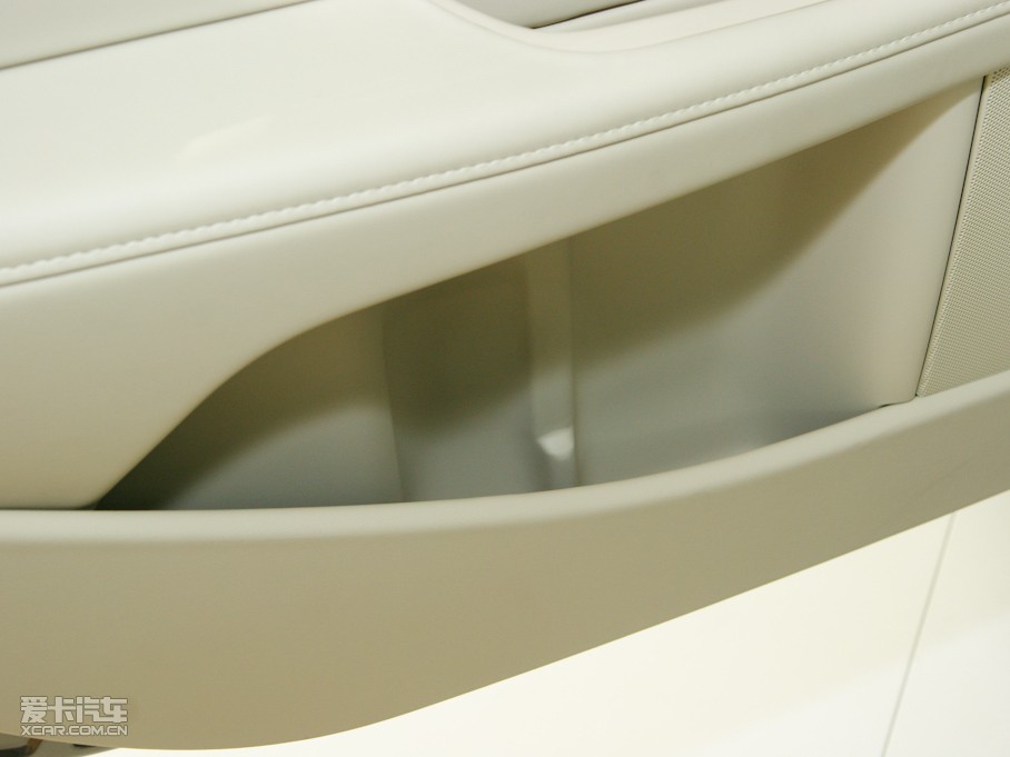 2010���֠���S80L 3.0T T6 ������Ű�