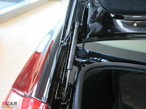 2010款2.5T 两驱智尊版 空间座椅