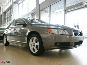 2010款2.5T 两驱智雅版 整体外观