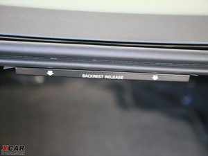 2010款2.5T 两驱智尊版 空间座椅
