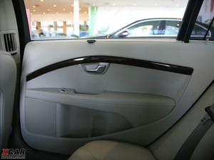 2010款2.5T 两驱智尊版 空间座椅