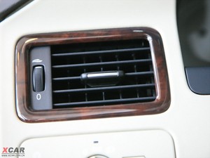 2010款3.0T T6 四驱智尊版 中控区