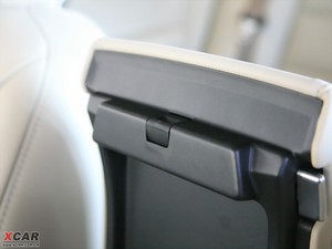 2010款2.5T 两驱智尊版 空间座椅