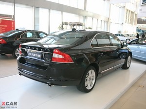 2010款3.0T T6 四驱智尊版 整体外观