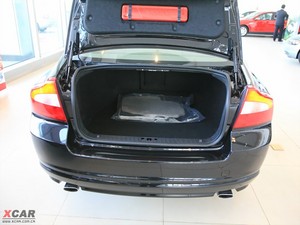 2010款2.5T 两驱智尊版 空间座椅