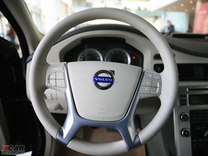 2010款3.0T T6 四驱智尊版 方向盘