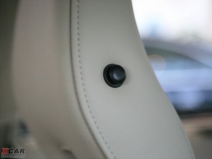 2010款2.5T 两驱智尊版 空间座椅