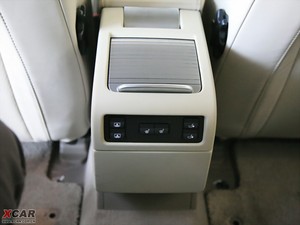 2010款2.5T 两驱智尊版 空间座椅