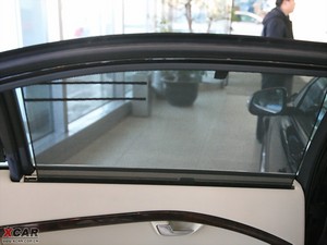 2010款2.5T 两驱智尊版 空间座椅