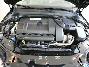 2010款3.0T T6 四驱智尊版 发动机