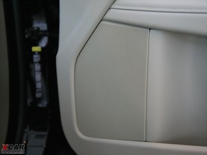 2010款2.5T 两驱智尊版 空间座椅
