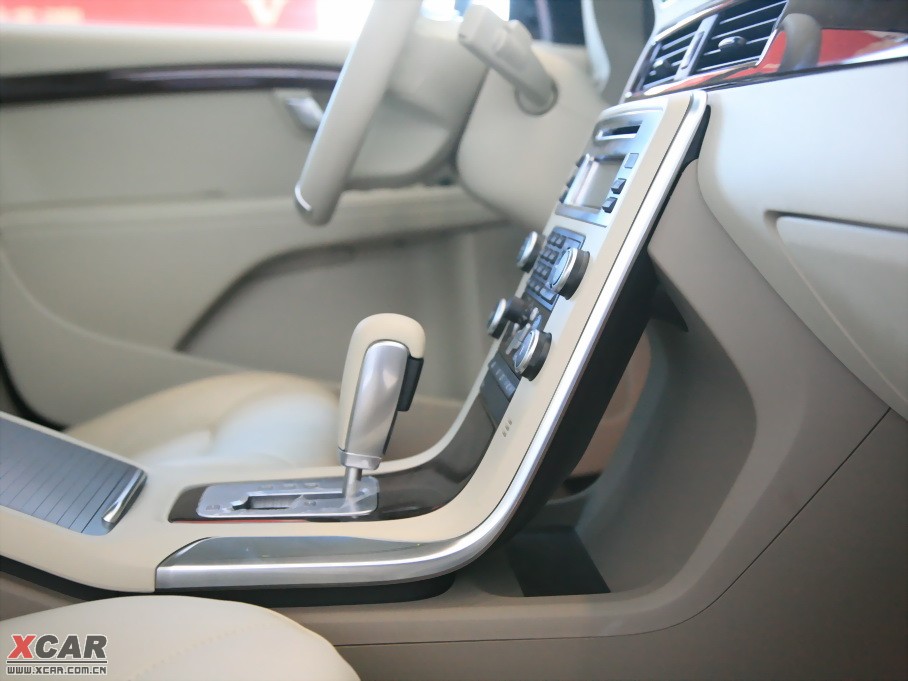 2010���֠���S80L 2.5T ��������