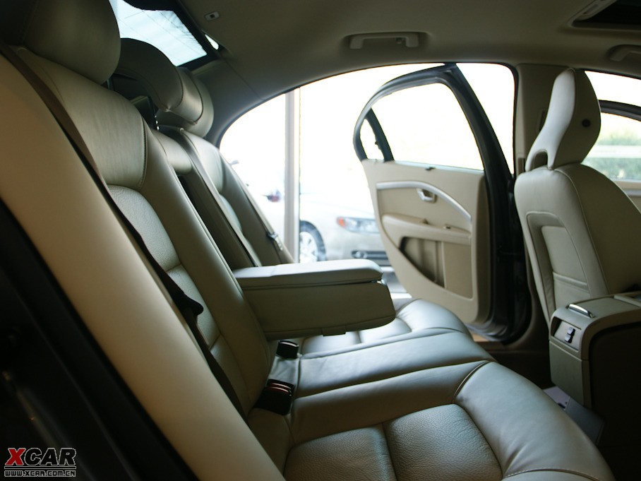 2010���֠���S80L 2.5T ������Ű�