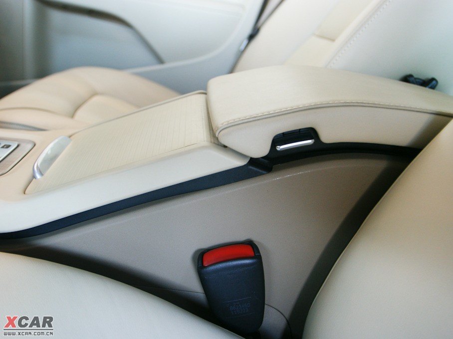 2010���֠���S80L 2.5T ���(q��)���Ű�