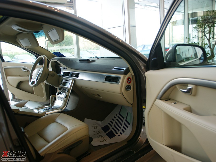 2010���֠���S80L 2.5T ������Ű�