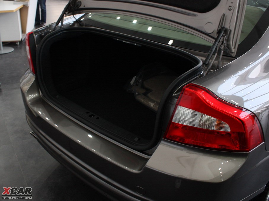 2010֠S80L 2.5T (q)Ű